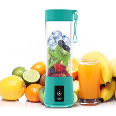 China Wholesale Portable USB Rechargeable Handheld Blender Factory Mini Juicer for sale