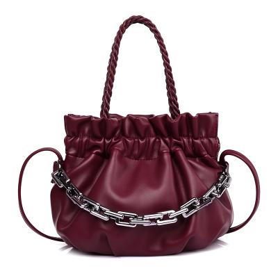 China Wholesale high quality pleated large capacity fashion cloud shoulder multifunctional chain handbag for sale