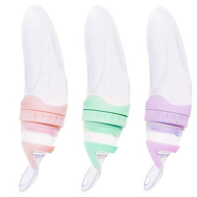 China BPA Free Sample Silicone Baby Feeding Spoon Baby Bottle With Spoon for sale