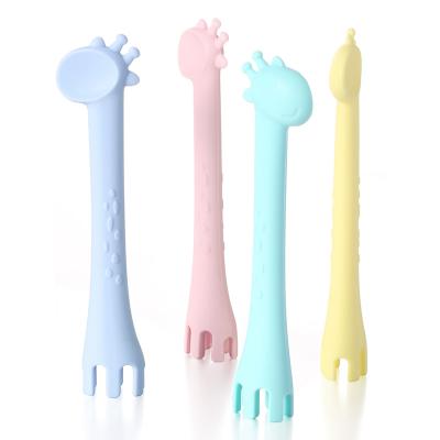 China China New Cute Cheap Wholesale Non-Toxic Silicone Baby Giraffe Free Non-Toxic New BPA Free Teether Feeding Spoon for sale