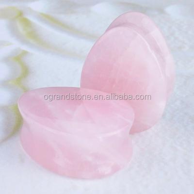 China Europe Natural Teardrop Shape Rose Crystal Quartz Stone for sale