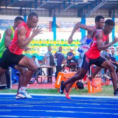 Cina Pieno versi la pista atletica di gomma del sistema per il parco pareggiante dello stadio in vendita