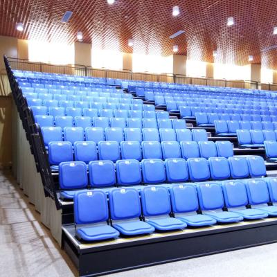 China Asiento retractable moderno del blanqueador, sistema que asienta telescópico para el teatro de la escuela en venta