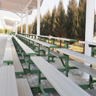 中国 Modern Design Outdoor Metal Bleachers With Optional Guardrail 販売のため