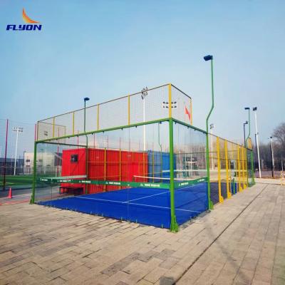 Chine Matériau synthétique cour de tennis de padel de taille standard et espaces verts à vendre