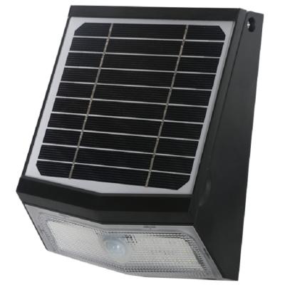 China Outdoor Application IP65 LED Solar Wall Light with 15W Motion Sensor for Outdoor Garden Easy to Install for sale