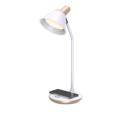 China Modern Adjustable Cordless Charger Lamp Desk Lamp Metal Study Reading Table Touch Control Lamp for sale