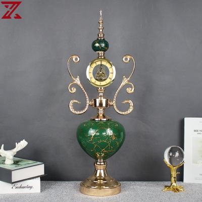 China Factory Price Style Luxury Table Clock Antique Simple Silent Movement Clock for Home Decor for sale