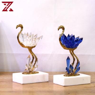 China Nordic Minimalist Luxury Modern Home Decor Gold Ornament Small Art Home Decoration Crane Sculpture For Office Decor for sale