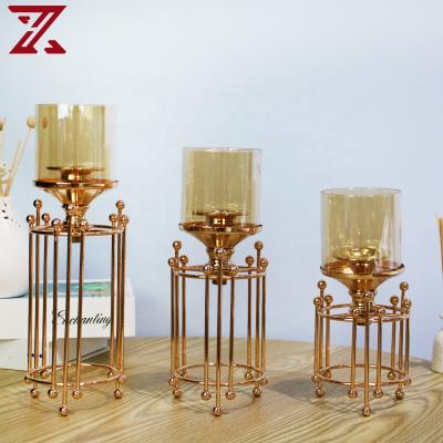 China Simple design luxury high quality metal candle holder table centerpiece for parties for sale