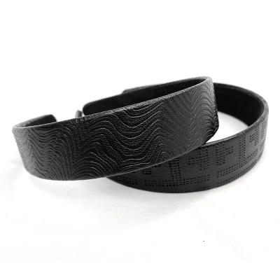 China Fashion Europe And America PU New Type Headbands Crossed Solid Color Hair Bands For Women for sale