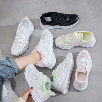 China Fashion Trend Hot Selling Breathable Running Shoes Summer Fashion Thick Soled Casual Shoes Sneakers For Women for sale