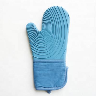 China Oven Unbelievable Heat Resistance Waterproof Silicone Oven Mitts With Cotton Inner Layer For Grilling Baking BBQ for sale