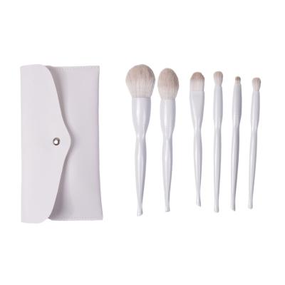 China 2021 Hot Selling Face Makeup Brushes Private Label Normal Size 8 Pieces Blush Powder Foundation Makeup Brush With Bag for sale