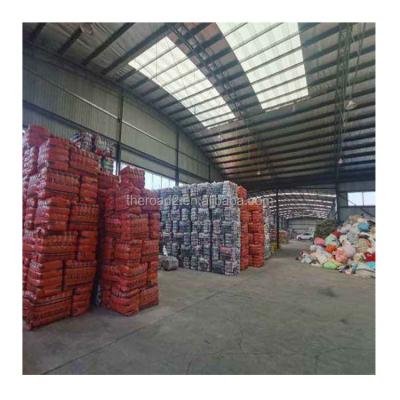 China All NaLu Factory Wholesale Orignal And Kind Clean 20Ft Container Used Clothes In Bales For SaleHigh Quality Free Used Clothes T-shirt for sale