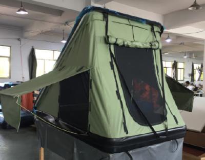 China Spacious Roof top triangle a shape Tent for Camping and Outdoor Adventures en venta