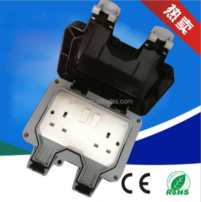 China IP66 13A Commercial Waterproof Outdoor Socket Twin Socket For UK for sale