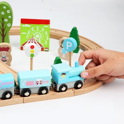 China Mini Slot Toy OEM/ODM Oyuncak Wooden Track Building Block Toy 58pcs Urban Traffic Rail Toy for sale