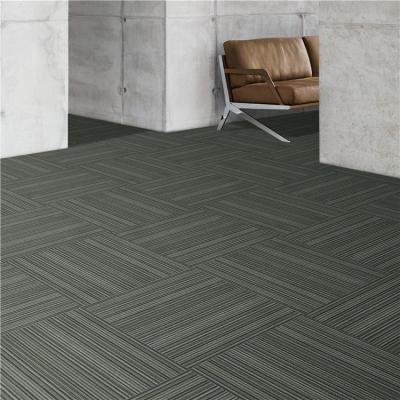 China 50x50cm PP Loop Pile Carpet Tile for Office Hotel Home Bedroom Floors in Stripe Pattern for sale