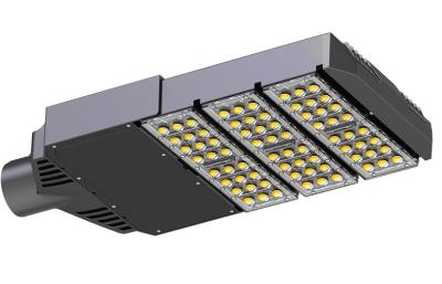 Cina le iluminazioni pubbliche all'aperto di 90W LED, il CREE 70~110LM/W Ra75 impermeabilizzano l'illuminazione di via di IP65 LED in vendita