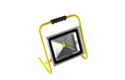 China Reflector recargable portátil de IP65 LED, Ra75 prenda impermeable de 20 vatios con el microprocesador de la MAZORCA de Bridgelux en venta