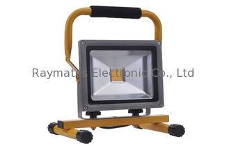 China CE recargable rojo/del amarillo RoHS 10W LED del reflector del alto brillo IP65 en venta