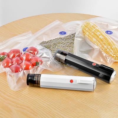 China Outdoor Refillable Household Food-saving Vacuum Sealing Machine Packaging Machine Vacuum Food Sealers for sale