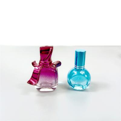 China Small Perfume 15ml Glass Bottles Cosmetic Luxury Glass Perfume Sprayer Pump Bottles for sale