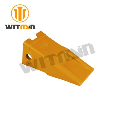 China Building Material Stores Excavator Heavy Machinery Skid Bucket Tiger Teeth Bucket Tooth 2713-1217 DH220 for sale