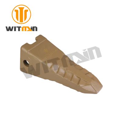 China Construction Material Shops Excavator Heavy Machinery Skid Bucket Tiger Teeth Bucket Tooth 2713-1217RE DH220 for sale