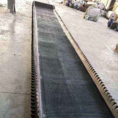 China Specialized Dewatering Process Equipment Vacuum Filter Belts Rubber Conveyor Belt With Groove Holes And Curbings for sale