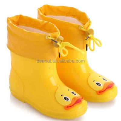 China Lovely Style Non-slip Kids PVC Lightweight Transparent Rain Boots For Kids With Little Animal Yellow Duck for sale