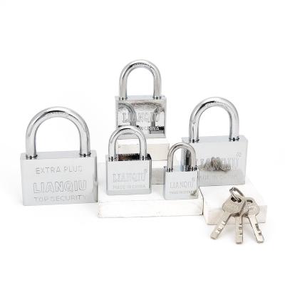 China Hot Sale Smart Padlock Guard Security 40mm 40mm Short Square Shape Padlock Padlock Protective Lock for sale