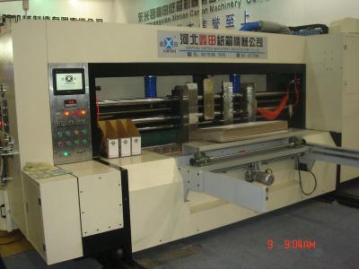 Cina Adsorbimento automatico di vuoto delle macchine per fabbricare le scatole di cartone, rullo ceramico di Anilox in vendita