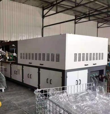 China Full automatic small PET bottle blow molding machine, hdpe blow molding machine en venta