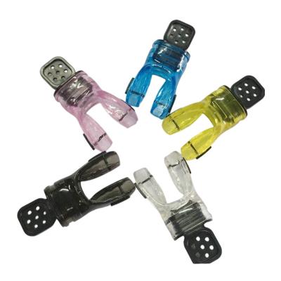 China Silicone Snorkeling Bite Snorkeling Adjuster Accessories Plastic Snorkeling Bite YZ-001 for sale