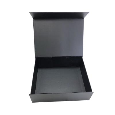 China Recycled Materials Wholesale Foldable Cardboard Gift Box Magnetic Paper Packaging for sale