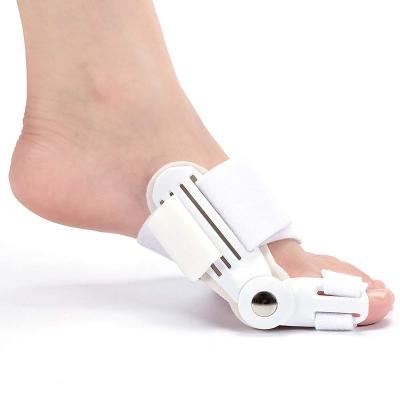 China Toe Hot Products Thumb Straighten Toe Bump Hallux Bunion Toe Straightener Valgus Corrector Splint for sale