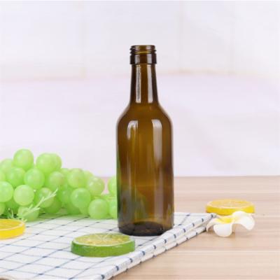 China Marasca Olive Oil 250ml Beverage Square Empty And Dark Green Glass Vinegar Bottle With Cap for sale