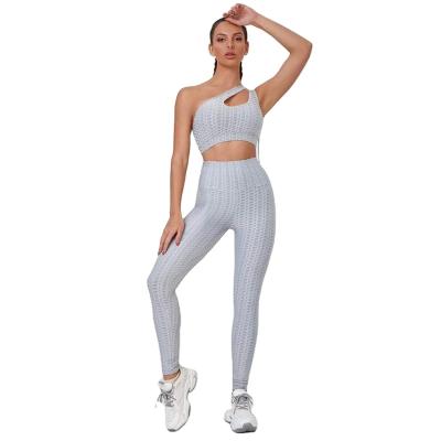 China 2021 Hot Sale Antibacterial Women Spring Workout Apparel Two Piece Gym Set Gray Bubble Texture Yoga Set Yoga Set for sale