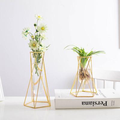 China Modern Nordic simple gold hydroponic vase for home decor metal gold removable vase with metal stand for sale