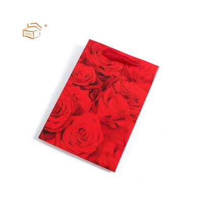 China Recycled Materials Factory Directly Sell Custom Shopping Paper Gift Bags With Handles for sale