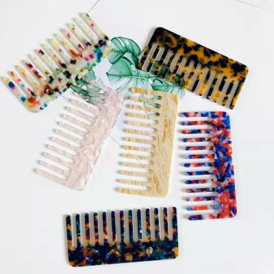 China Home Anti Static Acetic Acid Tangle For Straightening Scales Leopard Marble Tooth Wide Hair Comb for sale