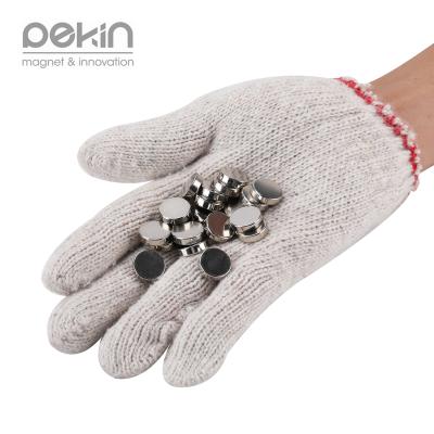 China Industrial Magnet Pekin 2.5X3mm Disc N52 Magnet 100pcs/box Strong Magnetic Materials Round Neodymium Magnets For Sale for sale