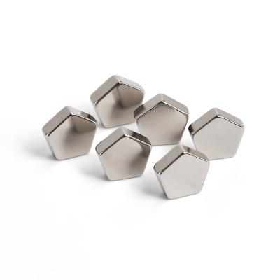 China High Max Working Temperature Durable N52 Customized Form Neodymium Arc Magnets for sale