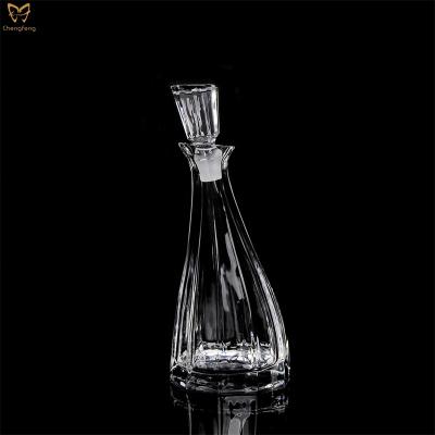 China Restaurants Appliances Stock Crystal Glass Material Whishkey Decanter Wine Bottle And Whiskey Glass for sale