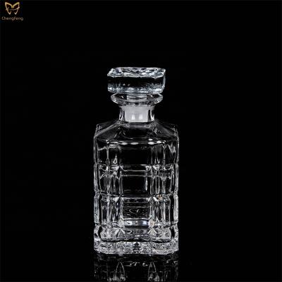 China High Quality Heavy Whiskey Decanter Glass Restaurants Appliances 750ml Empty Crystal Wine Glass Bottle for sale