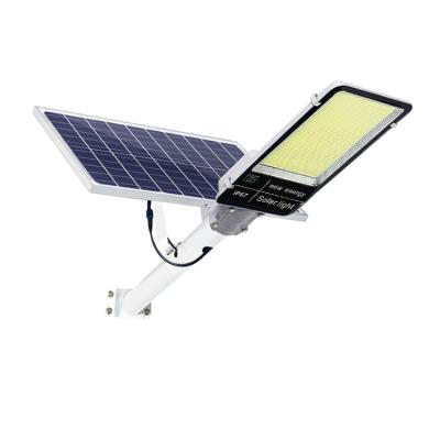 China ROAD New High Efficiency Household New Arrival Large Capacity Solar Powered Outdoor Street Lights for sale