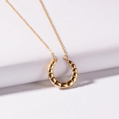 China Stainless Steel Casual/Sporty Newcomer Fashion Crescent Necklace Trendy Jewelry Scarf For Female Necklace for sale