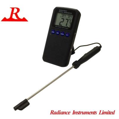 China Handheld Digital Thermometer 41 Min-max Memory (W) x 29 (H) mm for sale